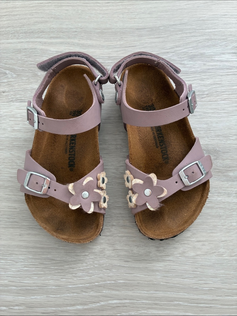 Girls Birkenstock Sandals Size 30 US 12
